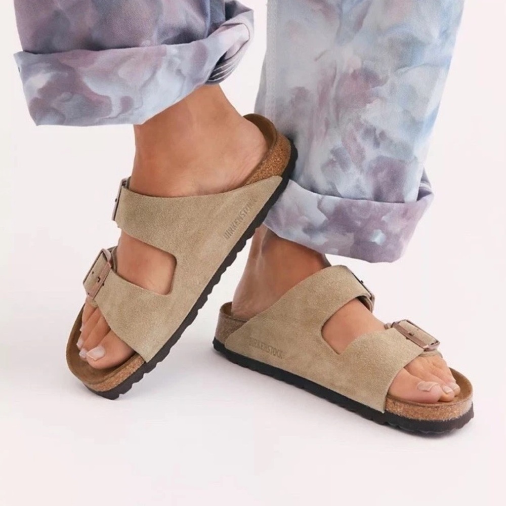 Birkenstock Arizona taupe Suede Leather Soft Footbed sandals Sz 37/6